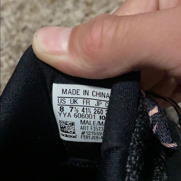 Adidas Chinese new year ultra boost - Picture 3 of 4